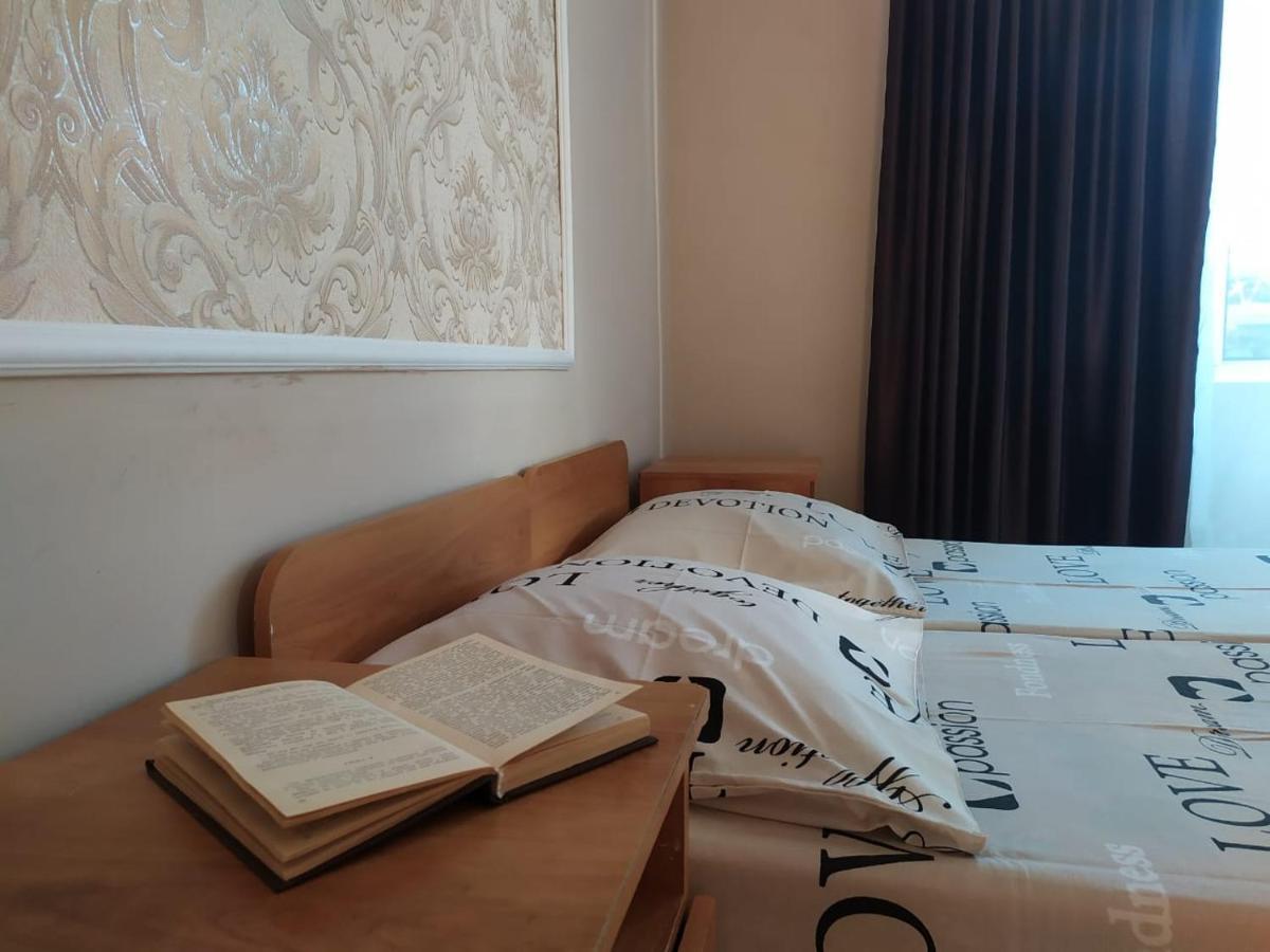 Samira Hotel Гагра Екстериор снимка