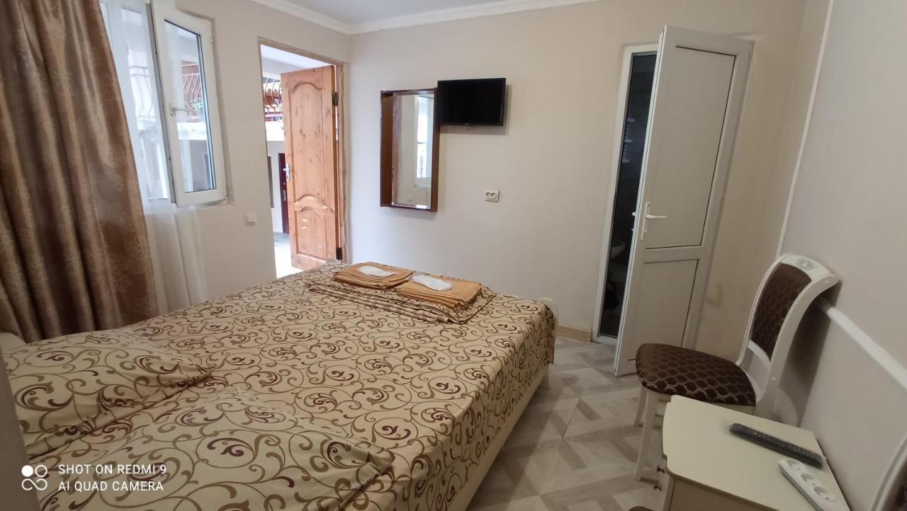 Samira Hotel Гагра Екстериор снимка