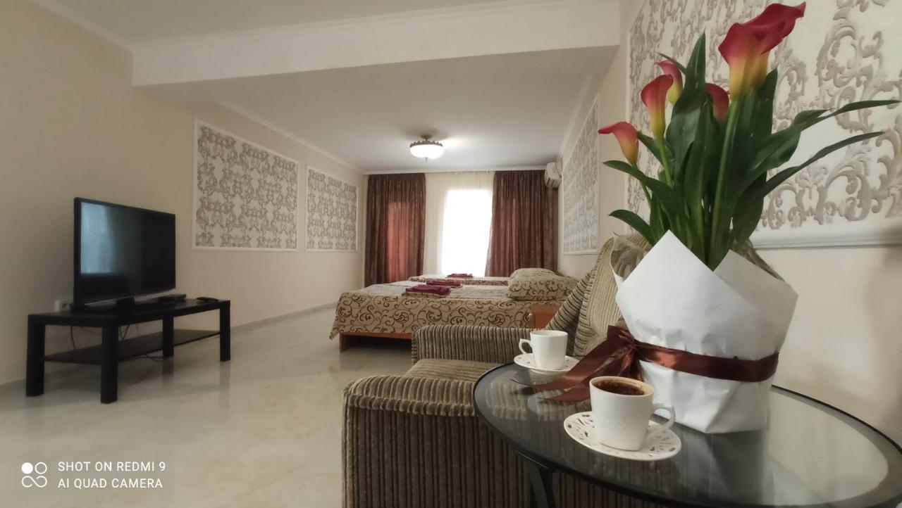 Samira Hotel Гагра Екстериор снимка