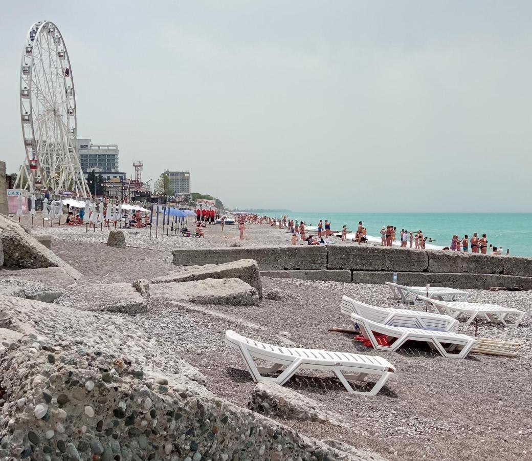 Samira Hotel Гагра Екстериор снимка