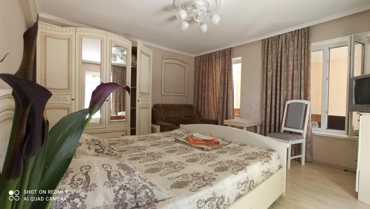 Samira Hotel Гагра Екстериор снимка