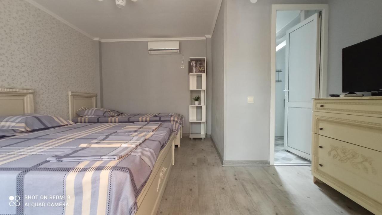 Samira Hotel Гагра Екстериор снимка